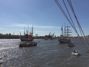 Auslaufparade Hafengeburtstag 2015 Hamburg Auskenner