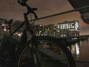 hamburg-auskenner_elbphilharmonie-fertig_hafencity_hamburg-stadtfuehrungen_fahrradtouren