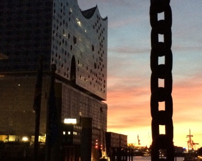 Elphi am Abend